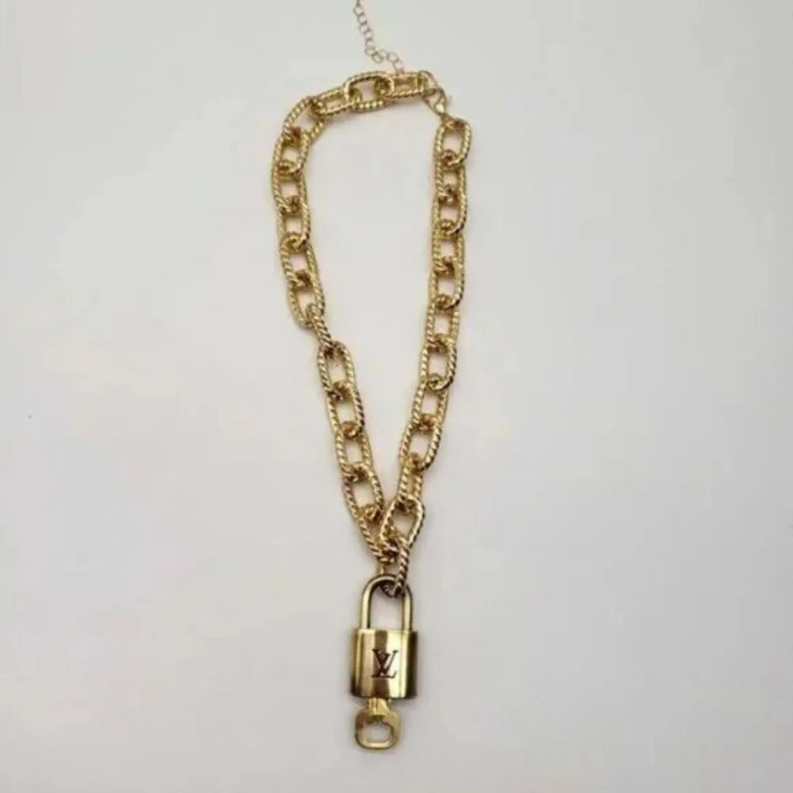 100% Auth Louis Vuitton Lock & Key with Unbranded Gold Plated Chain Necklace