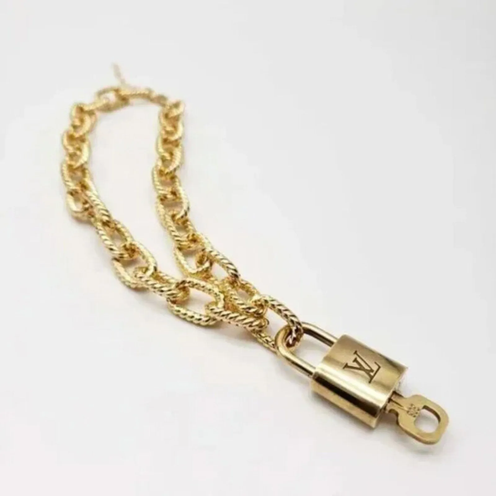 100% Auth Louis Vuitton Lock & Key with Unbranded Gold Plated Chain Necklace