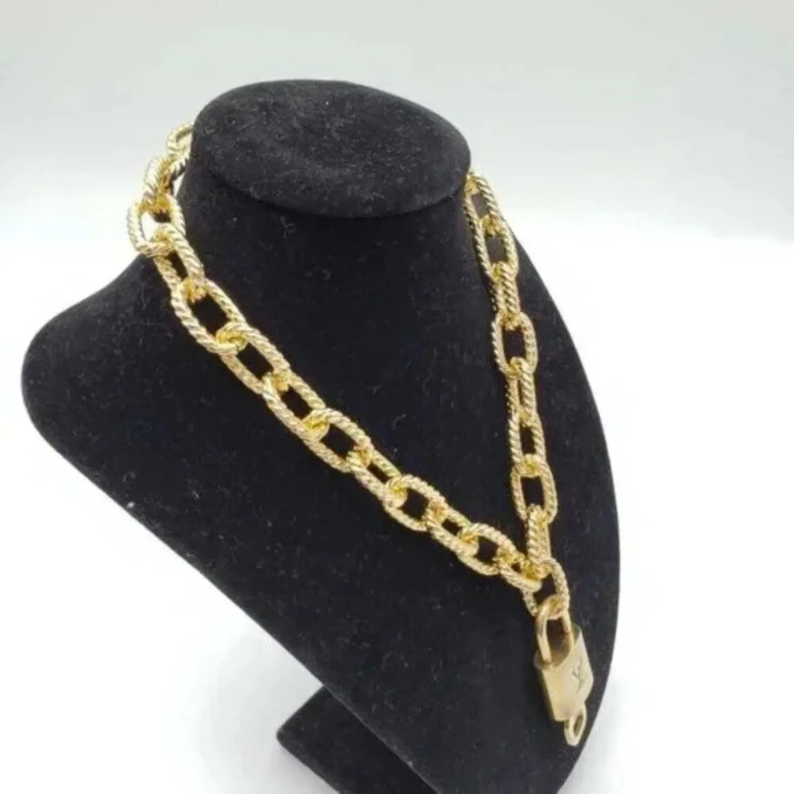 100% Auth Louis Vuitton Lock & Key with Unbranded Gold Plated Chain Necklace