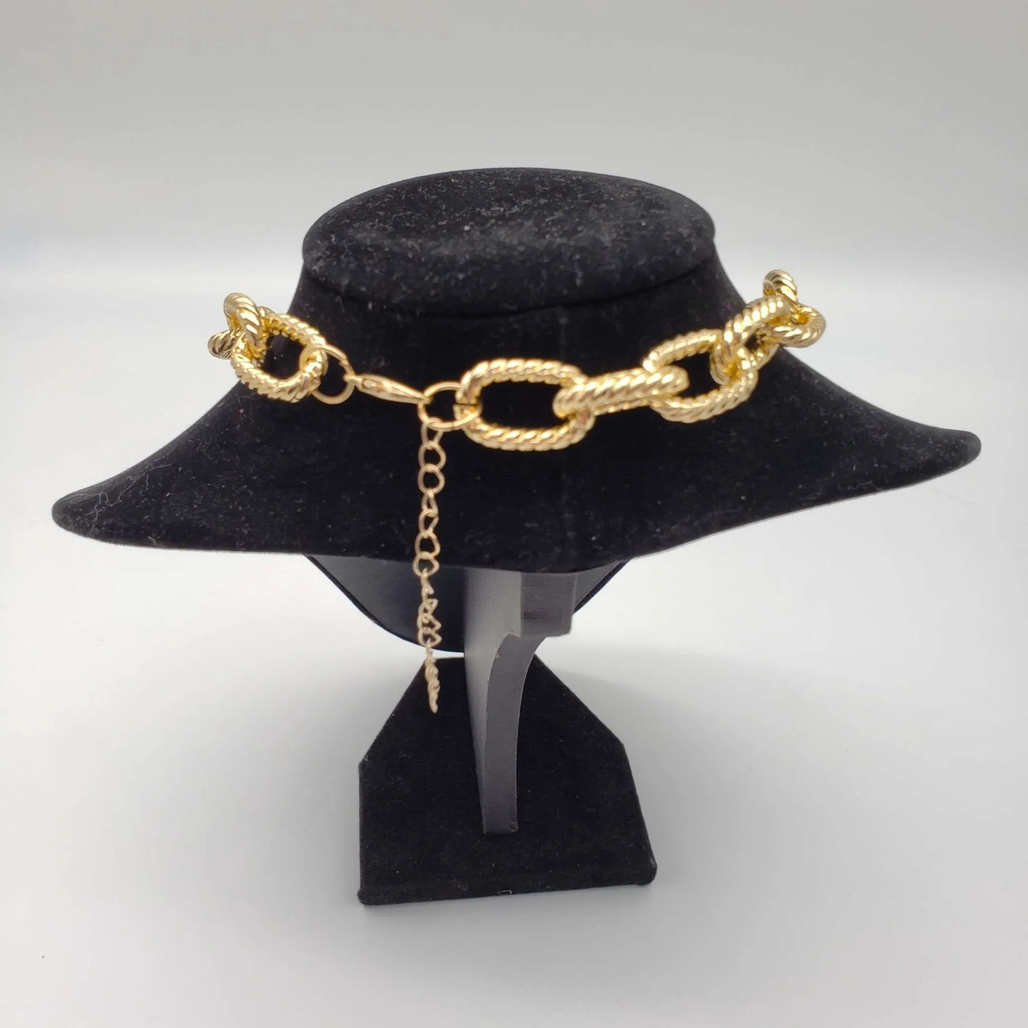 100%  Louis Vuitton Lock and Key with Unbranded Chain Necklace