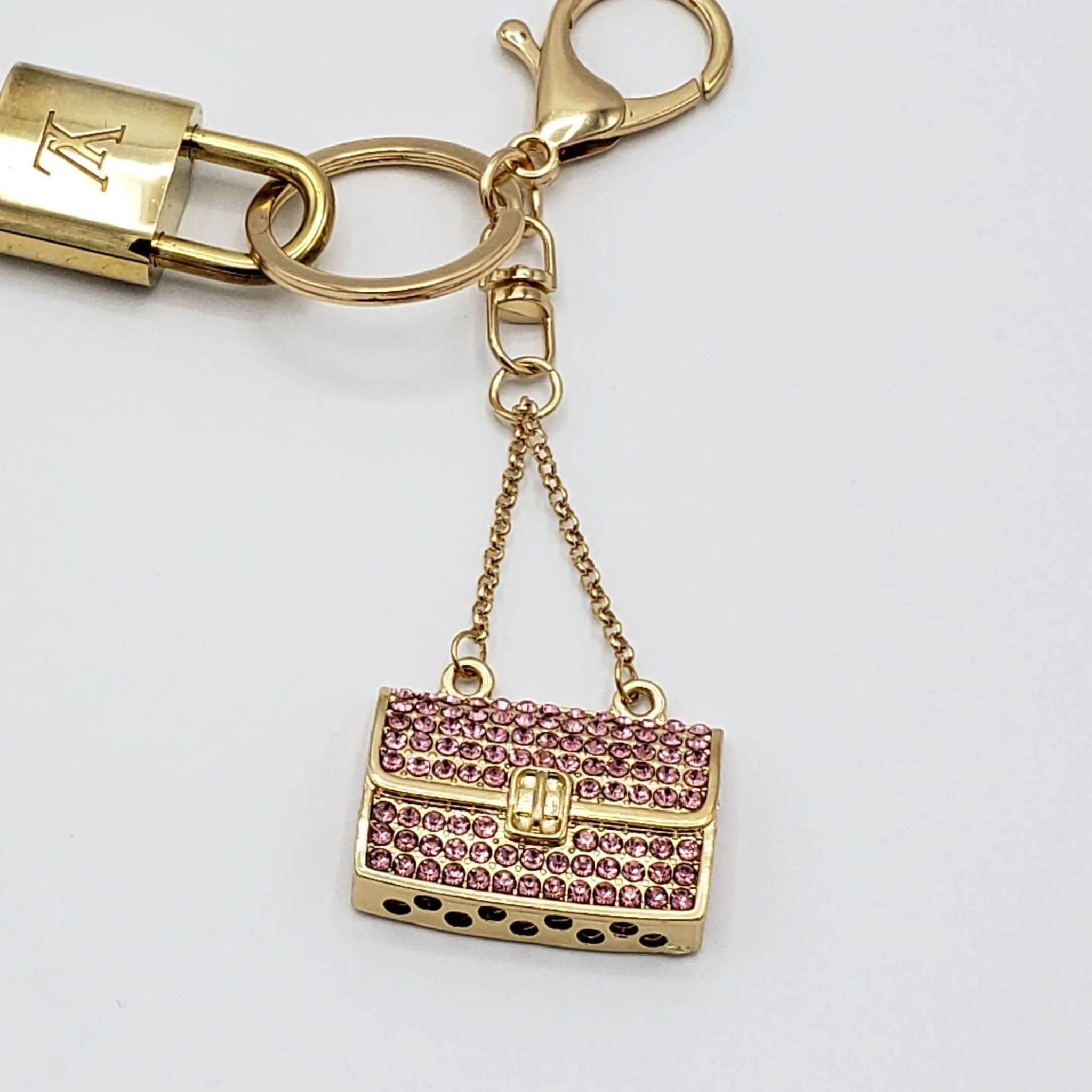 100%  Louis Vuitton Lock and Key with Unbranded Keychain, Keycharm, Bagcharm