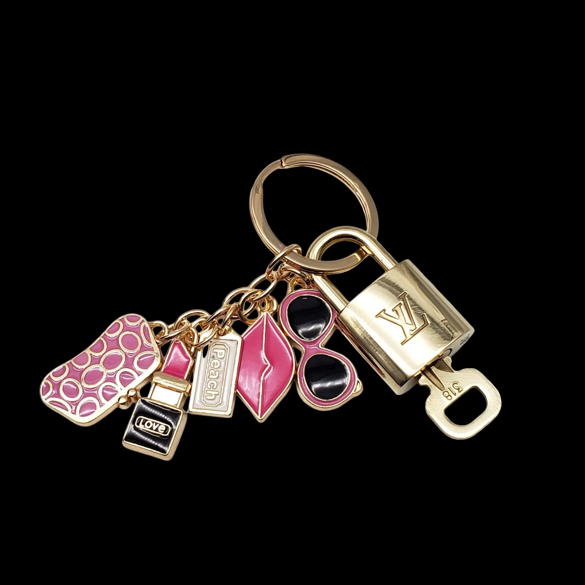 100%  Louis Vuitton Lock and Key with Unbranded Keychain, Keycharm, Bagcharm