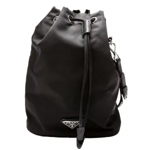 1NE369 Re-Nylon Drawstring Pouch Black
