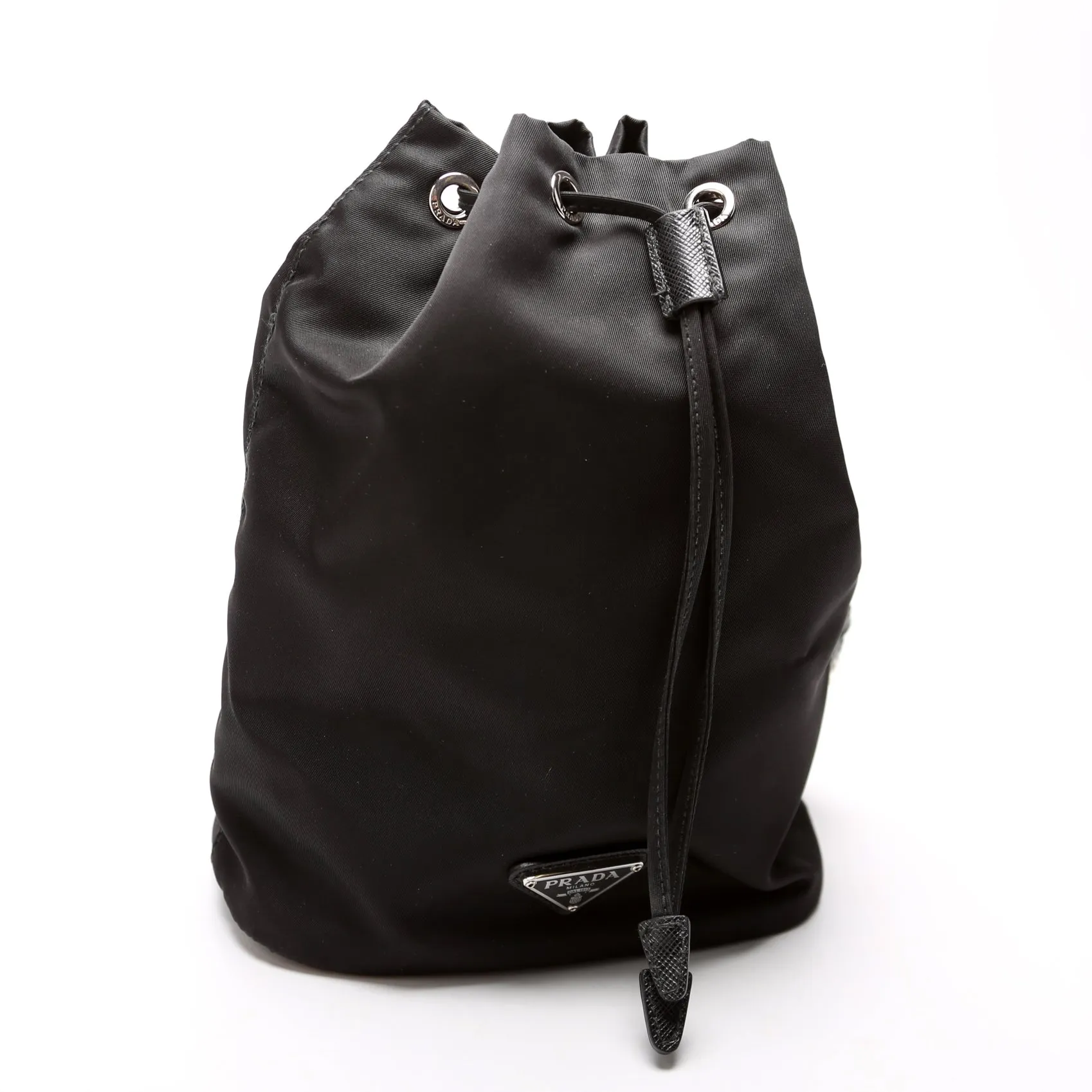 1NE369 Re-Nylon Drawstring Pouch Black