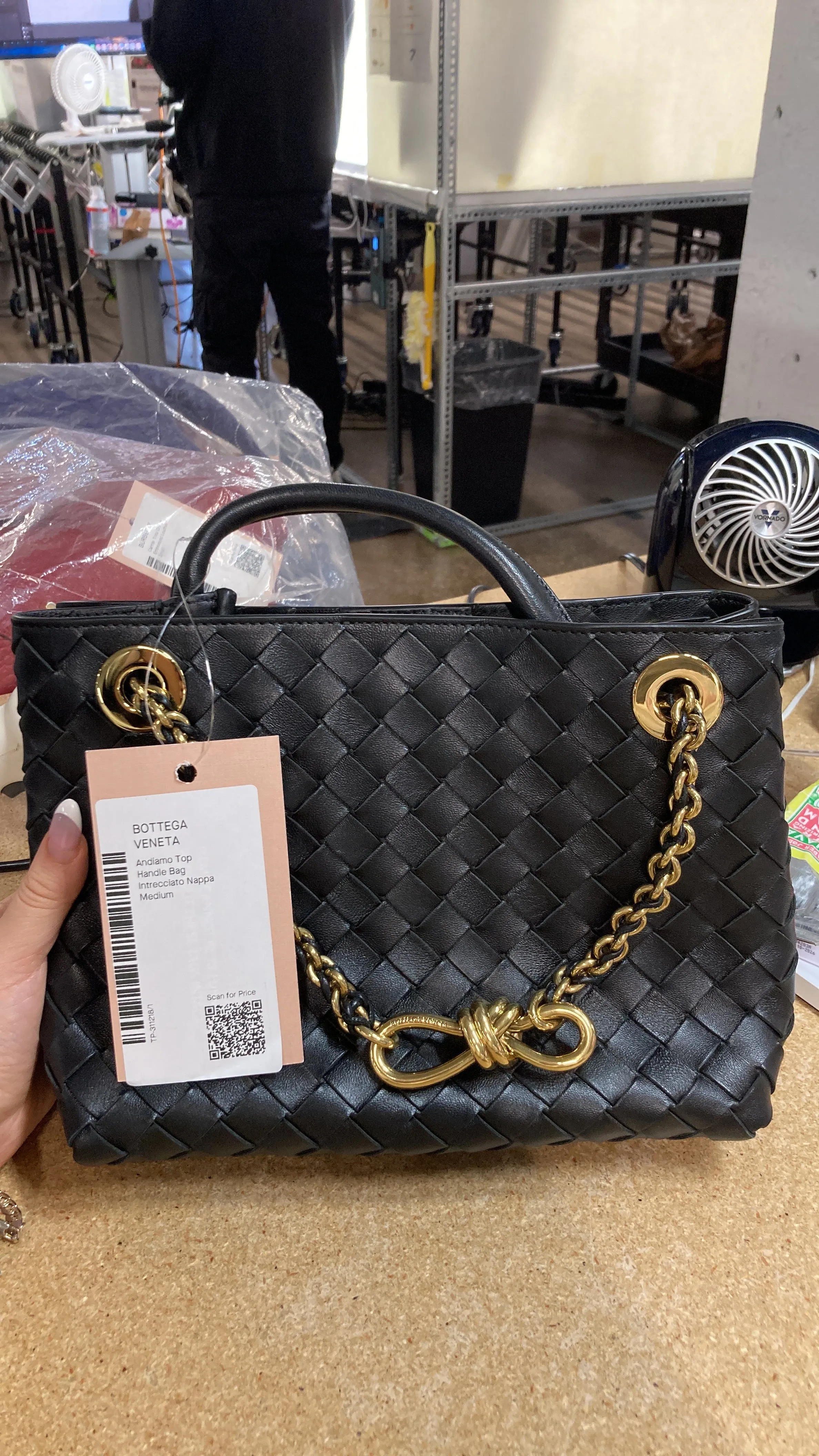 Andiamo Top Handle Bag Intrecciato Nappa Medium
