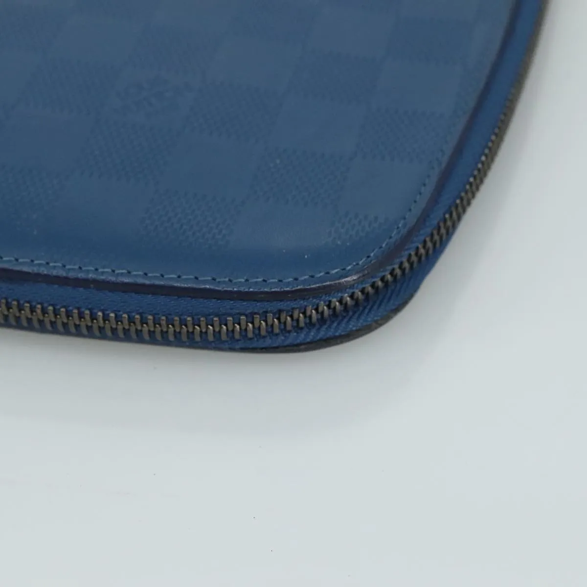 Atholl Leather Wallet with Slightly Rubbed Corners and Good Handle Condition