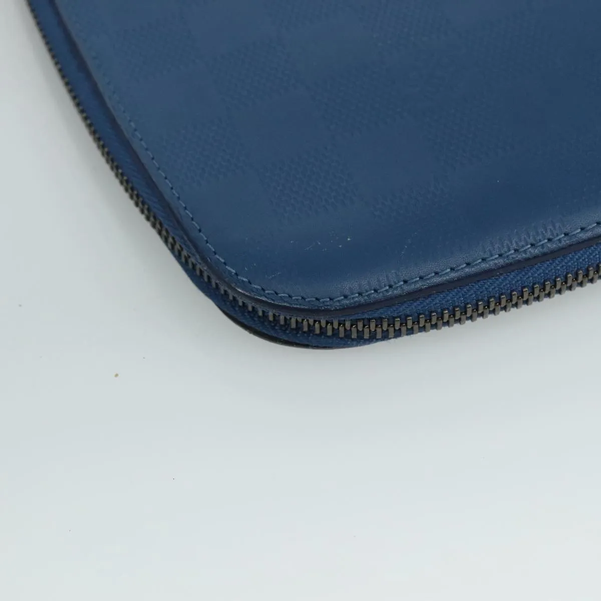 Atholl Leather Wallet with Slightly Rubbed Corners and Good Handle Condition