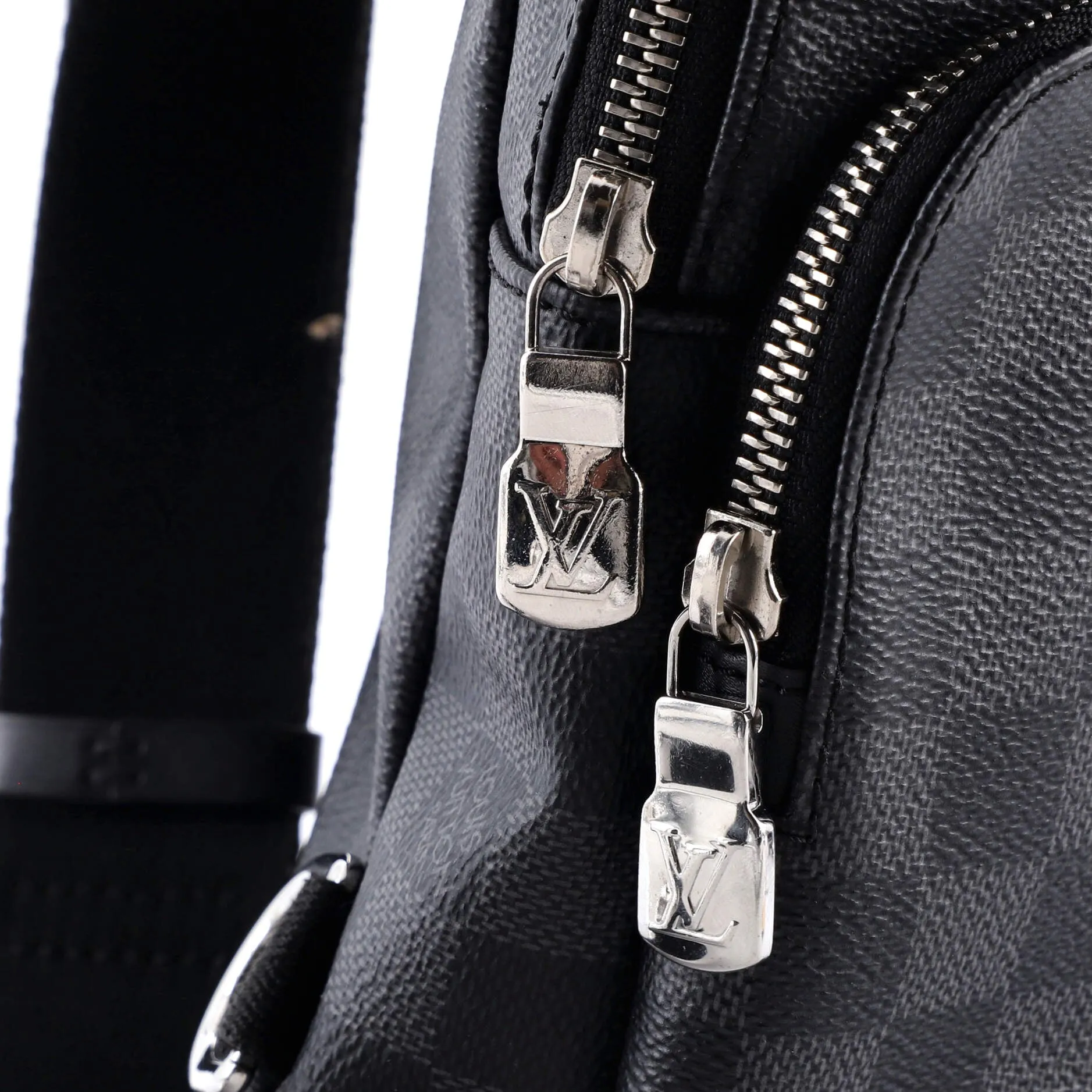 Avenue Sling Bag Damier Graphite