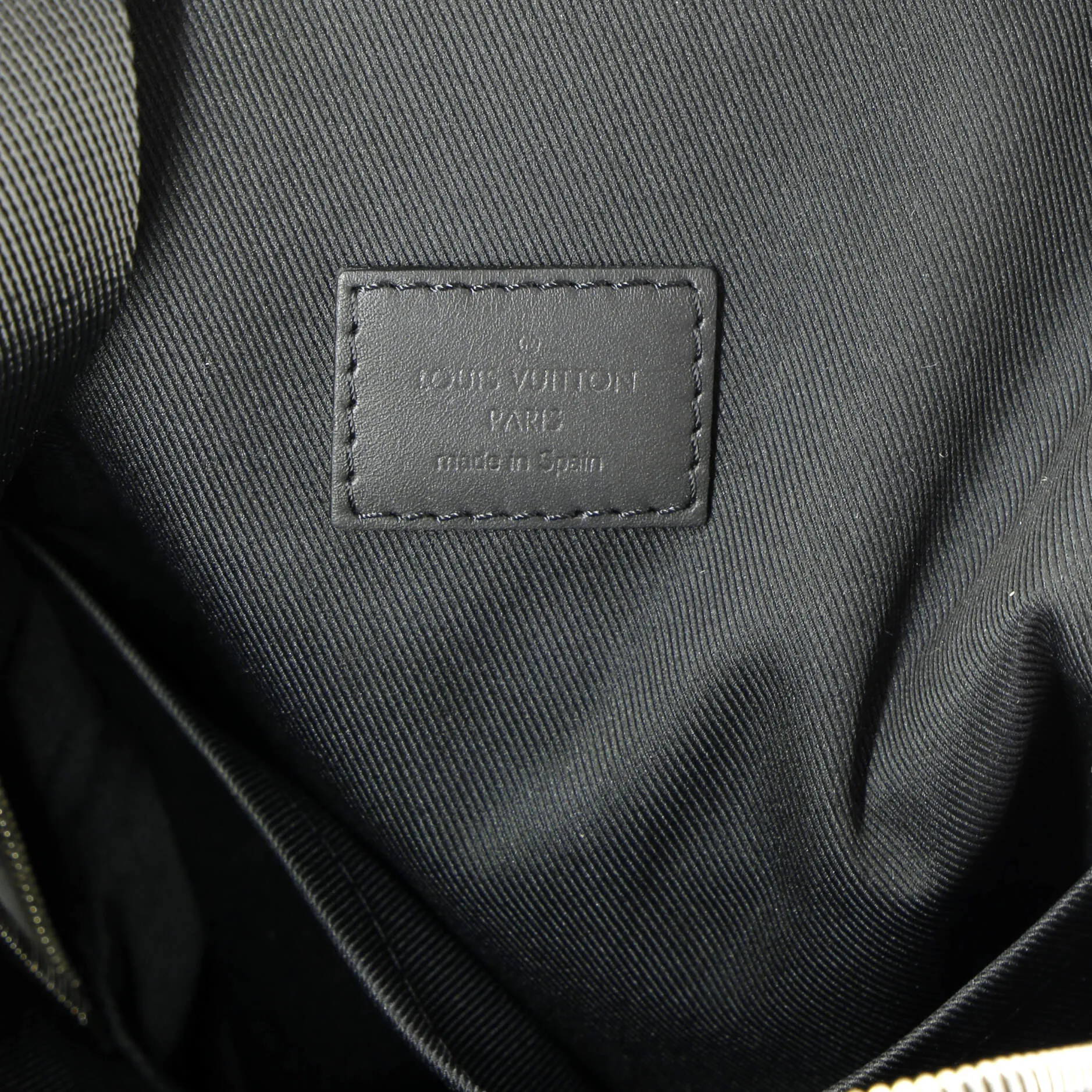 Avenue Sling Bag Damier Infini 3D Leather