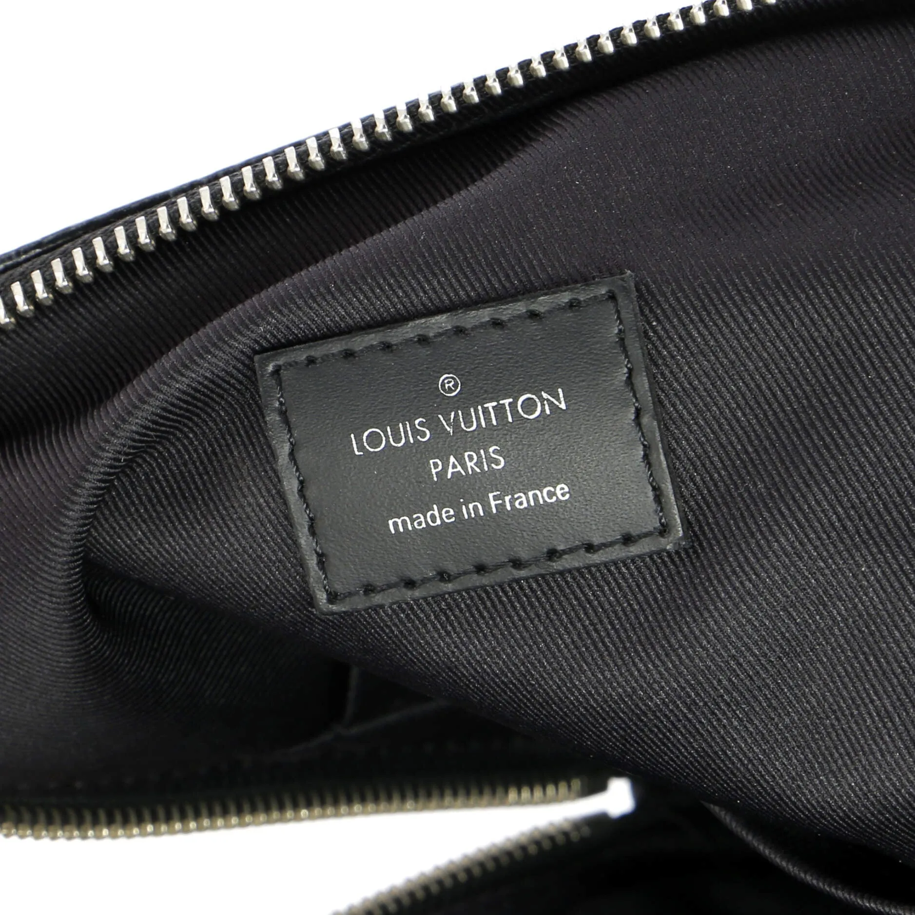 Avenue Sling Bag Limited Edition Damier Graphite Pixel