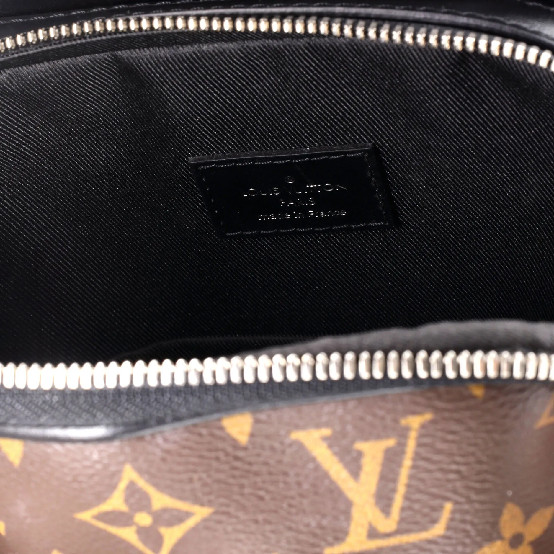 Avenue Sling Bag Macassar Monogram Canvas