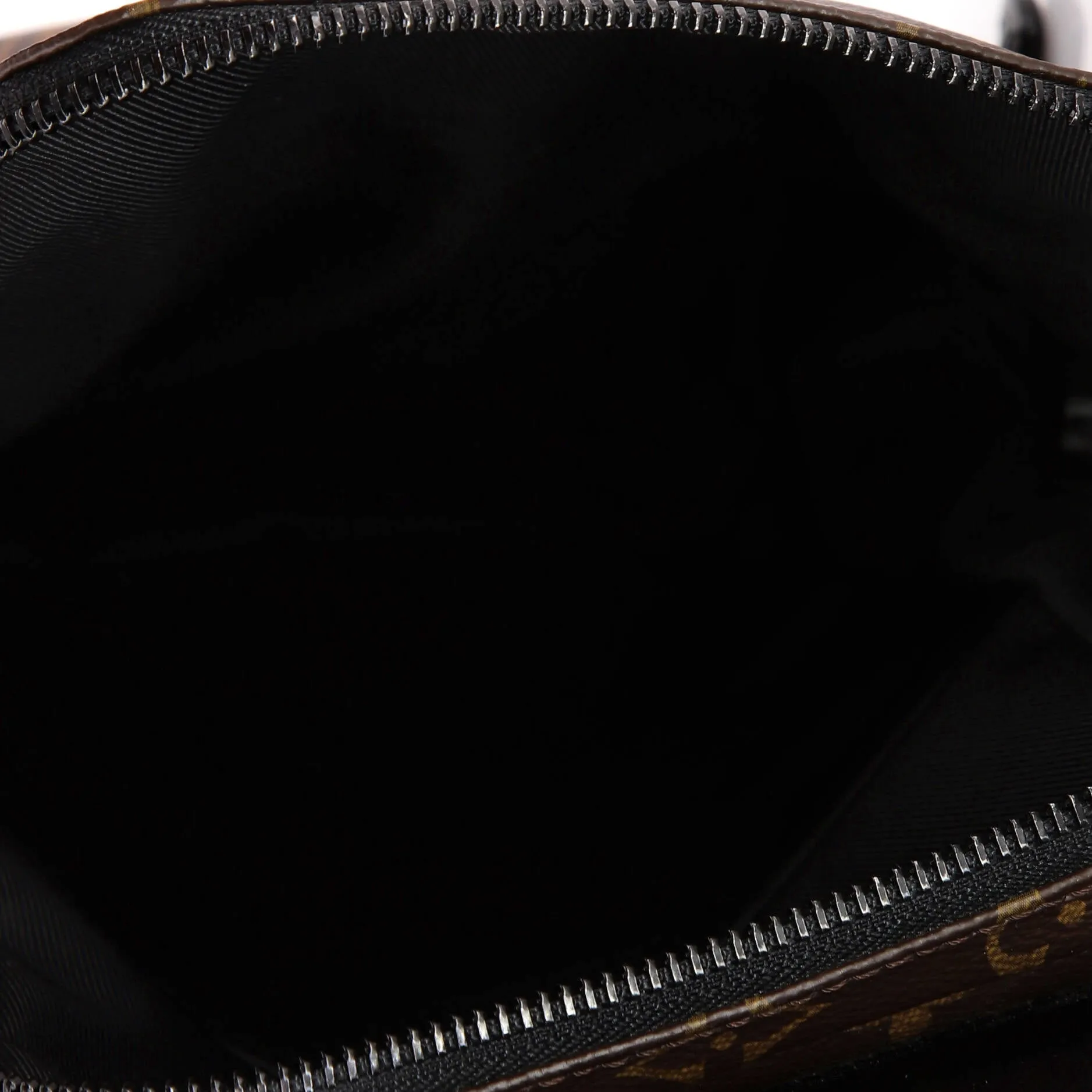Avenue Sling Bag Macassar Monogram Canvas