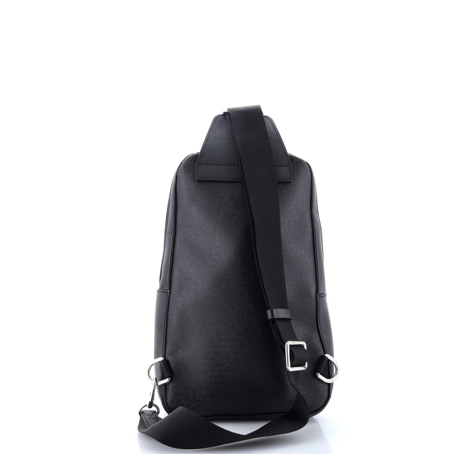 Avenue Sling Bag Taiga Leather