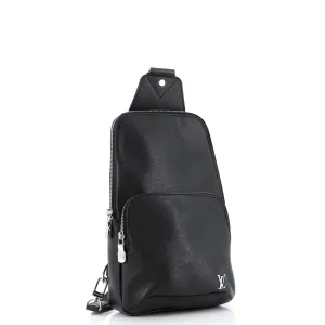 Avenue Sling Bag Taiga Leather