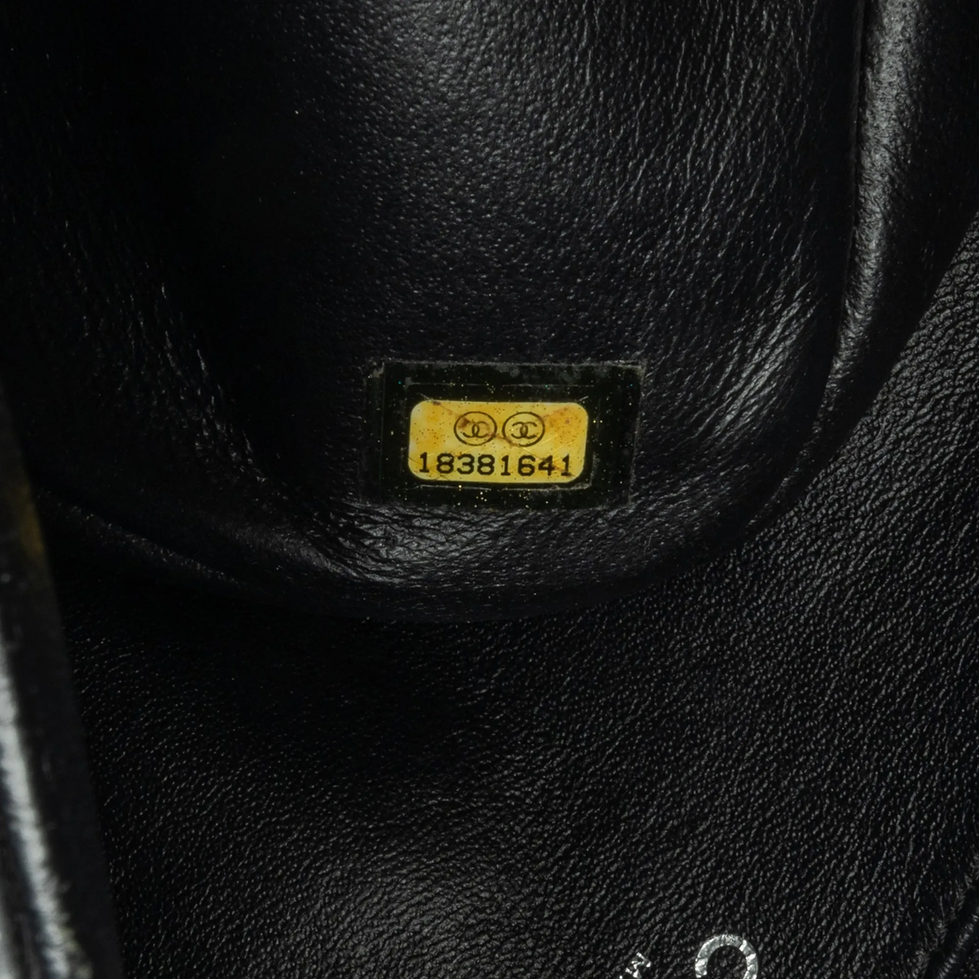 Black Chanel Jumbo Patent Classic Twist Flap Shoulder Bag
