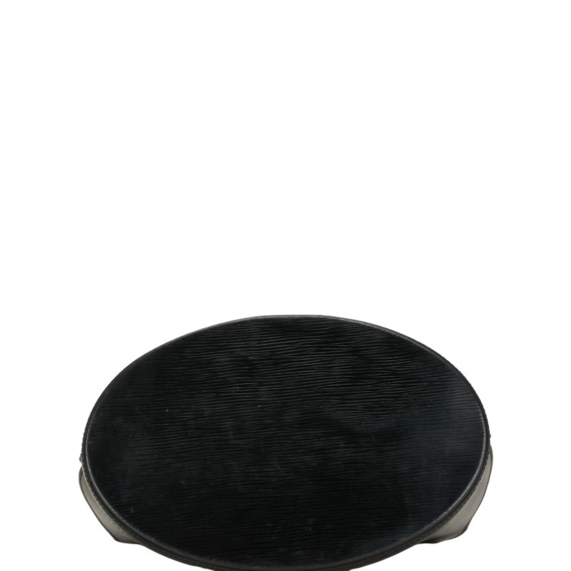 Black Leather Shoulder Bag with Clean Lines and Iconic Design