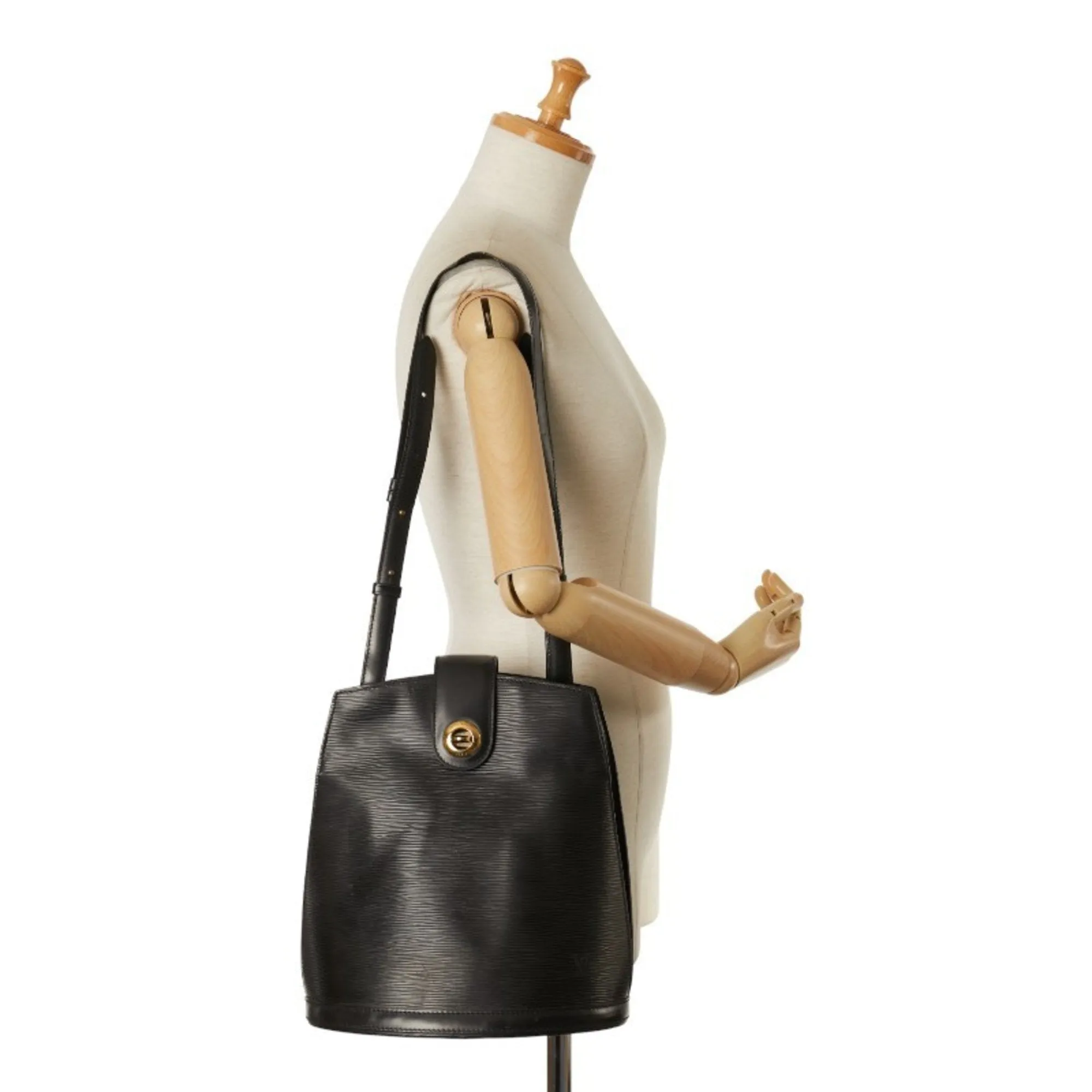 Black Leather Shoulder Bag with Clean Lines and Iconic Design