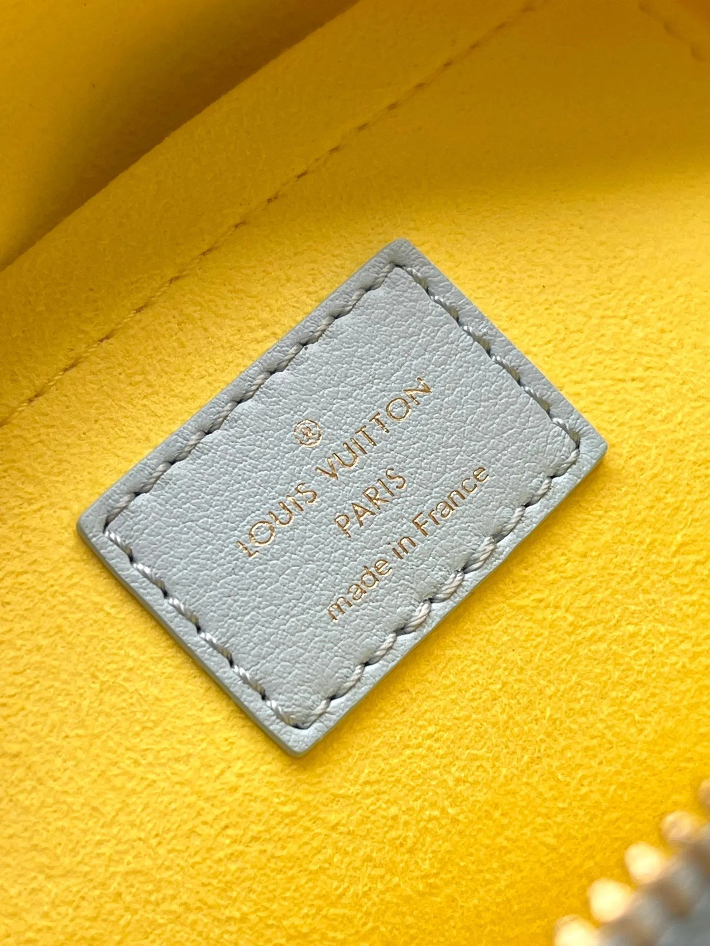 Louis Vuitton SPEEDY BANDOULIRE 20 IN SKY YELLOW MONOGRAM CALFSKIN GOLD BUCKLE