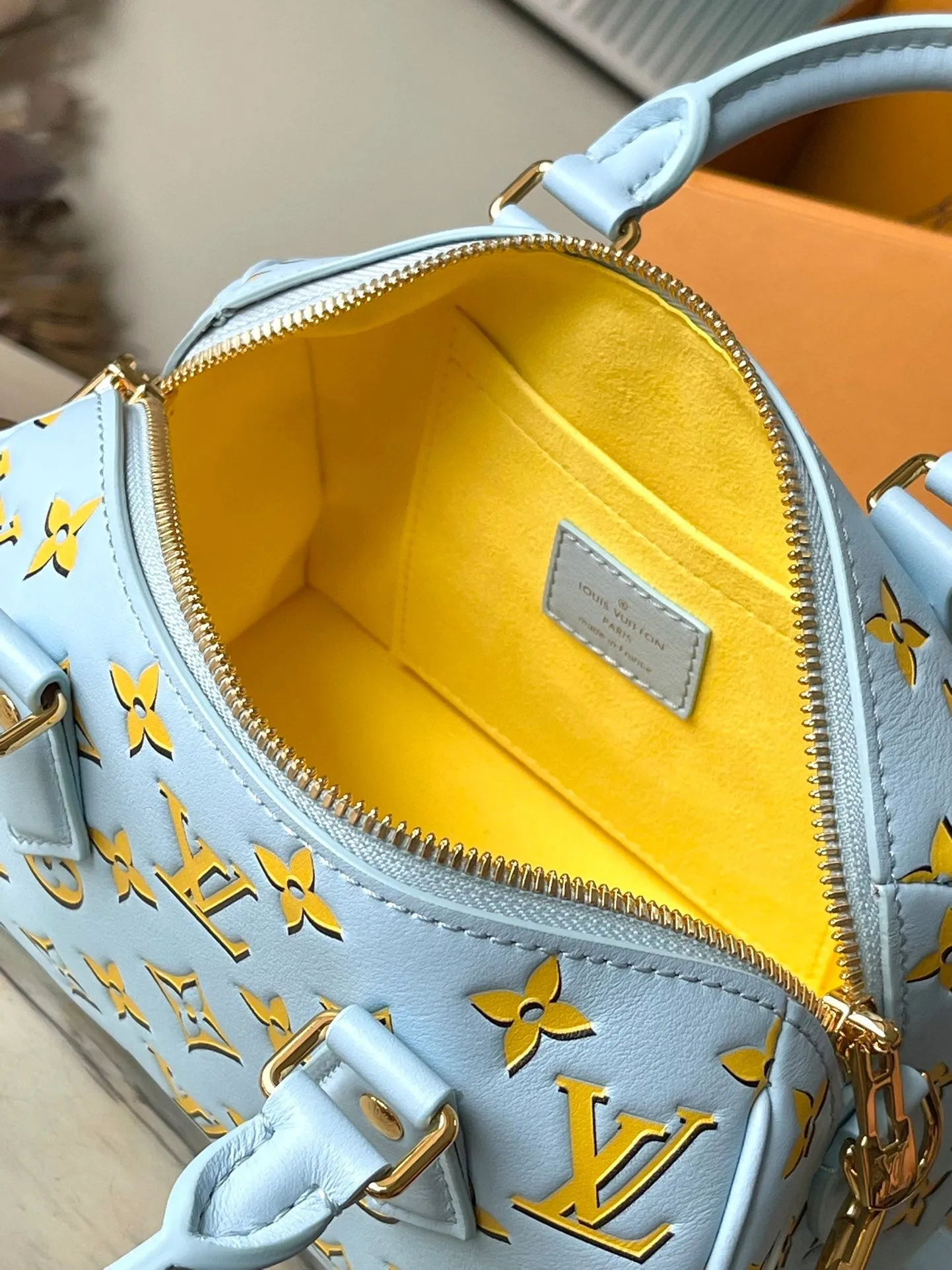 Louis Vuitton SPEEDY BANDOULIRE 20 IN SKY YELLOW MONOGRAM CALFSKIN GOLD BUCKLE