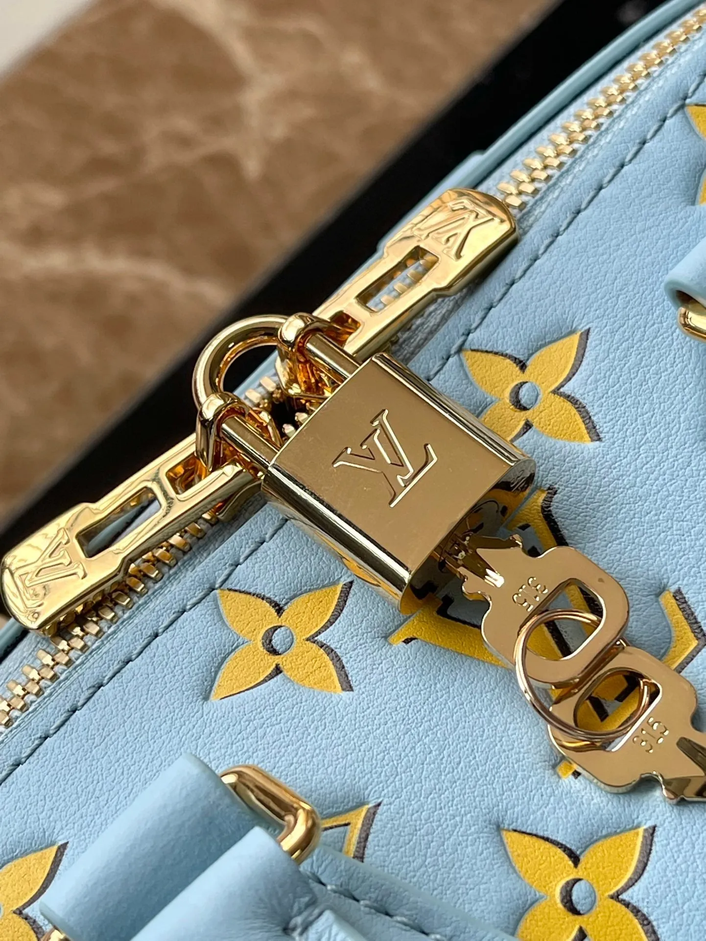 Louis Vuitton SPEEDY BANDOULIRE 20 IN SKY YELLOW MONOGRAM CALFSKIN GOLD BUCKLE