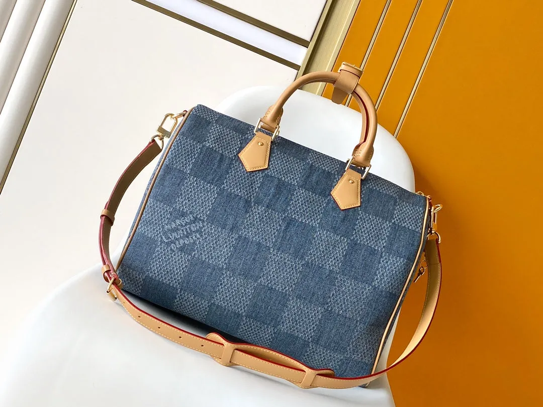 Louis Vuitton SPEEDY BANDOULIRE 40 IN BLUE DAMIER DENIM 3D