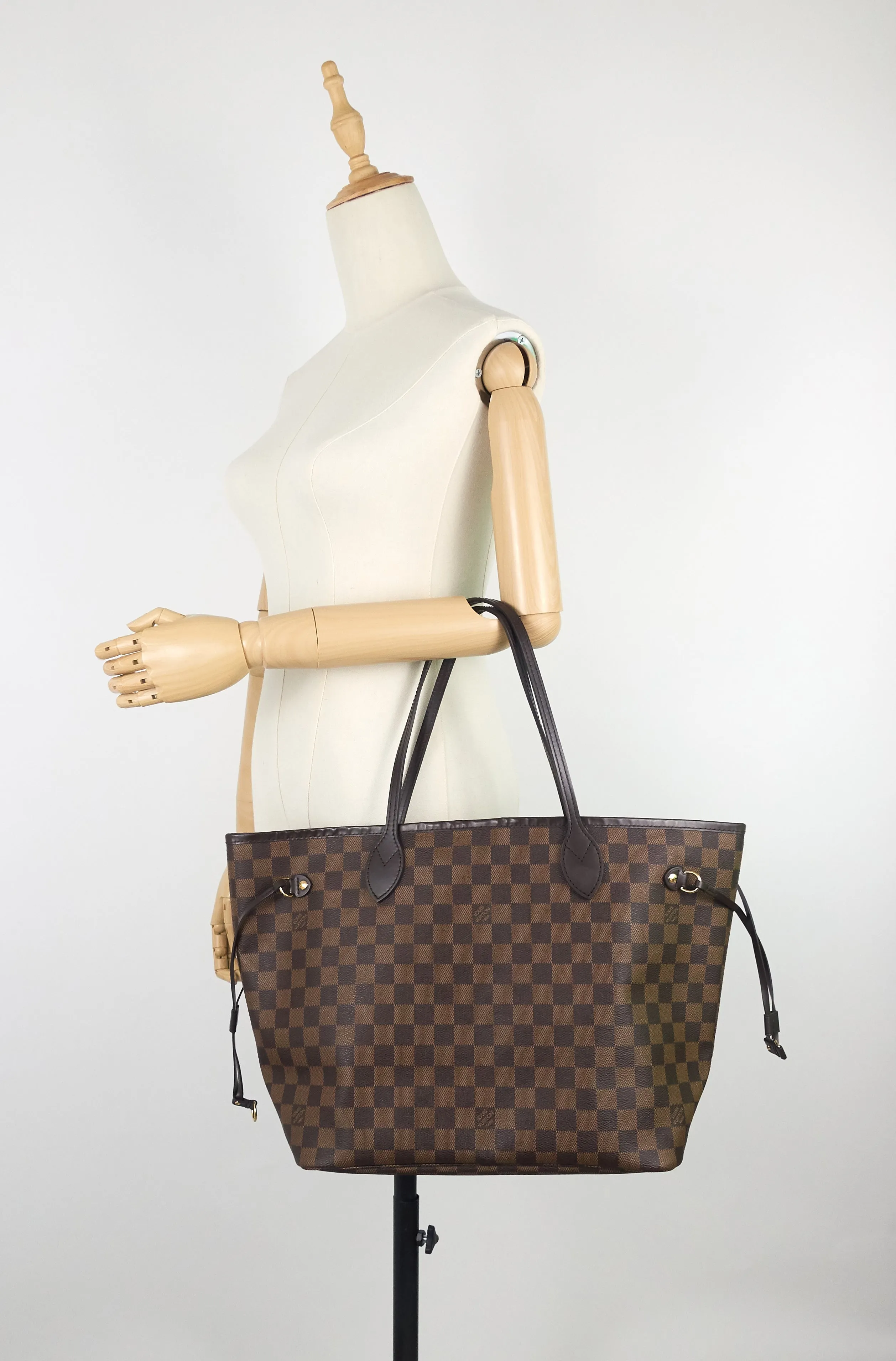 Neverfull MM Damier Ebene Canvas Bag with Pouch
