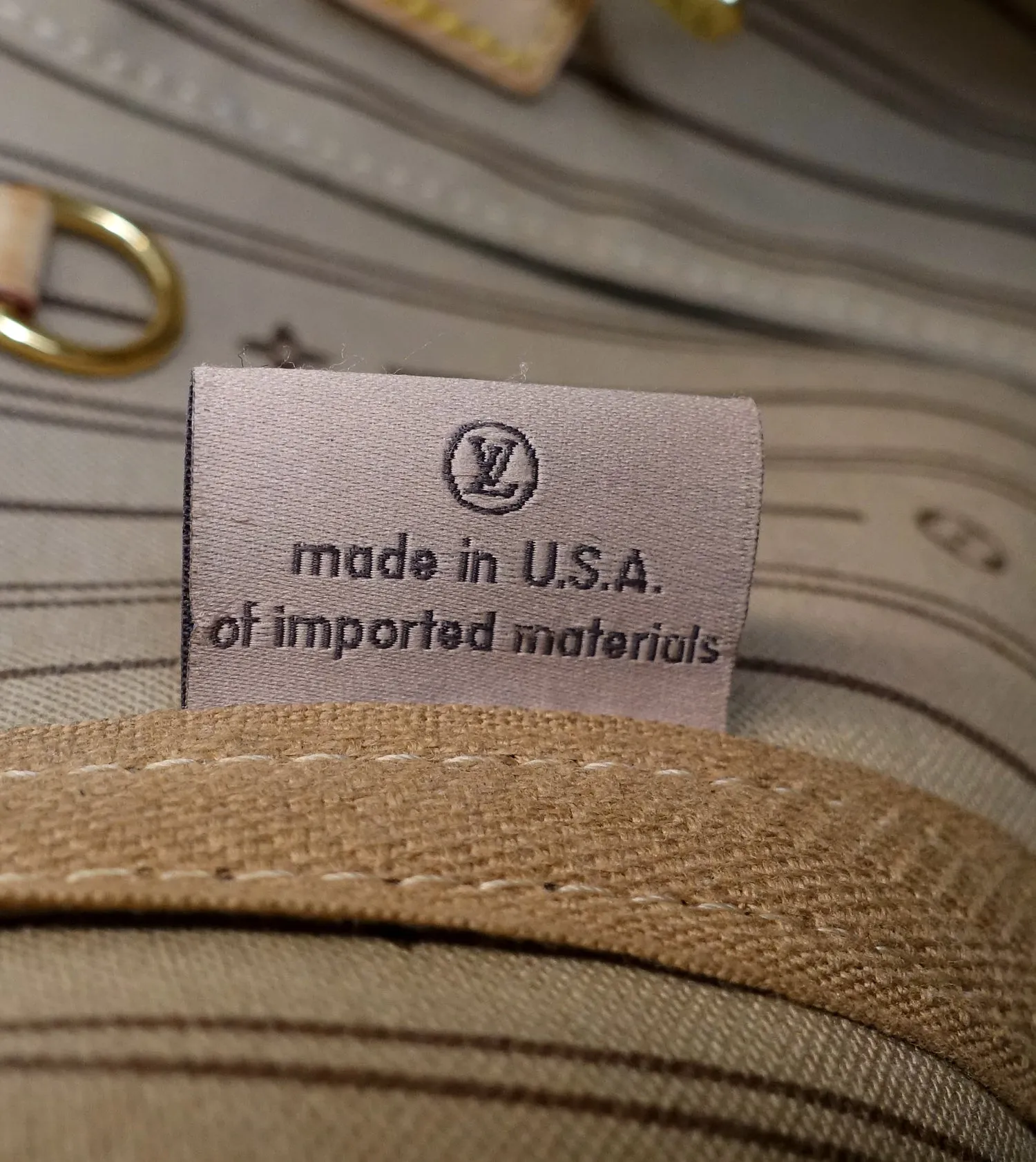 Neverfull MM Monogram Canvas Bag