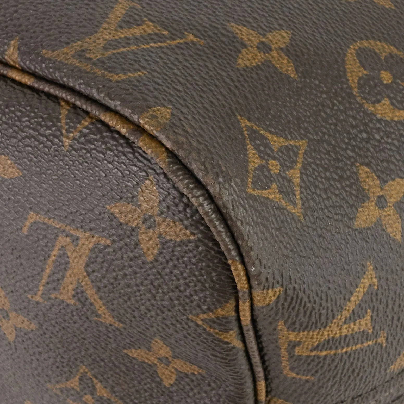 Neverfull MM Monogram Canvas Bag