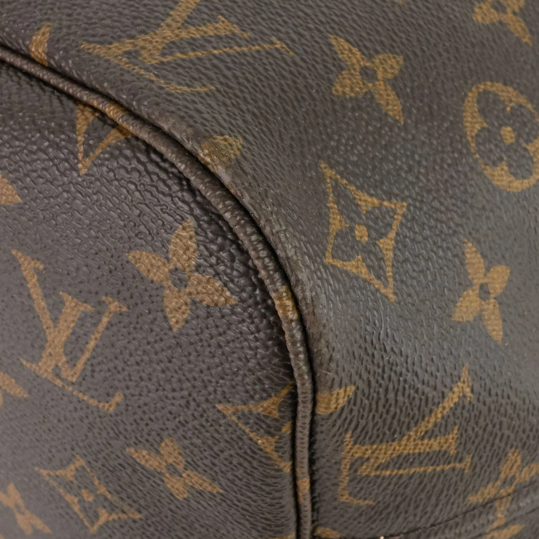 Neverfull MM Monogram Canvas Bag
