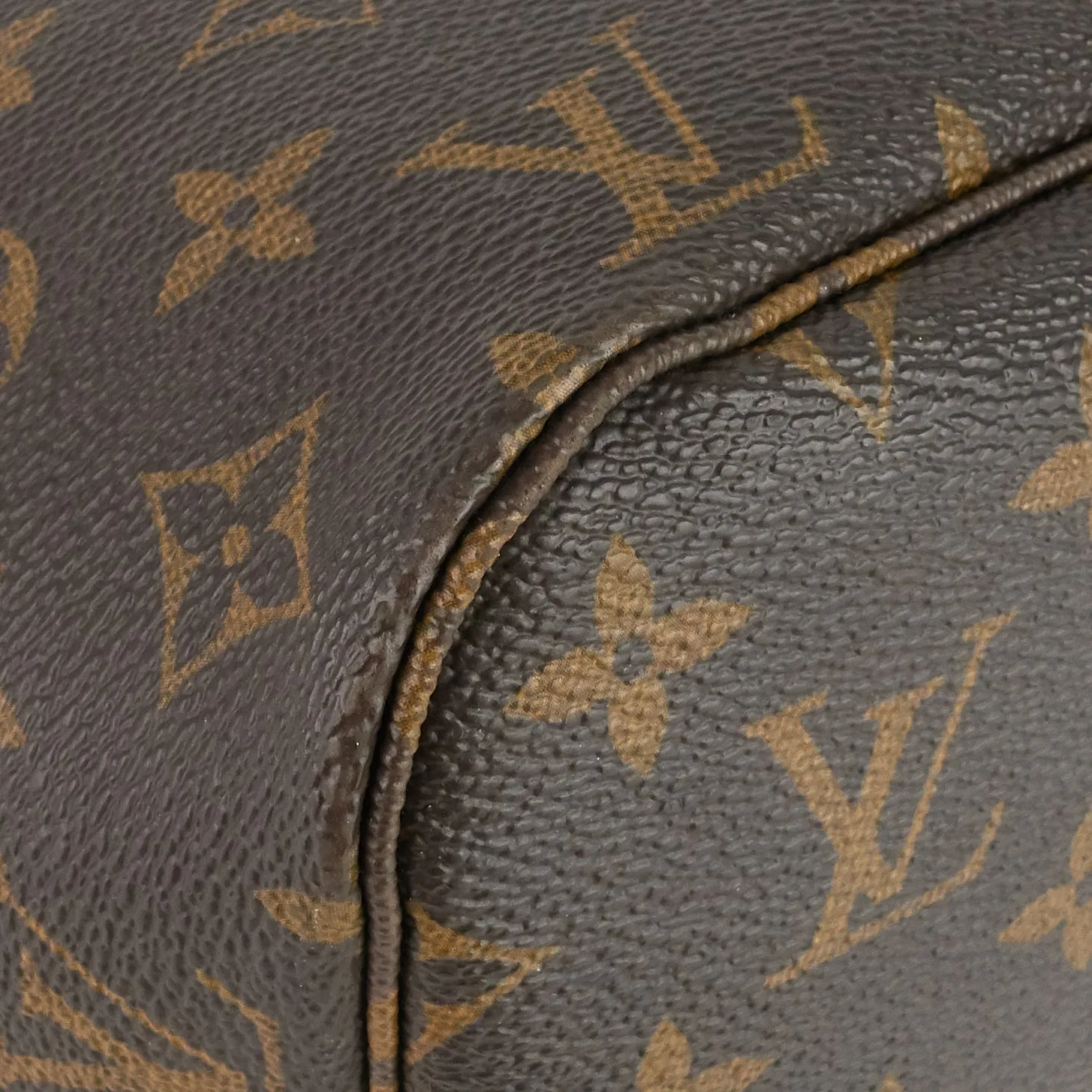 Neverfull MM Monogram Canvas Bag