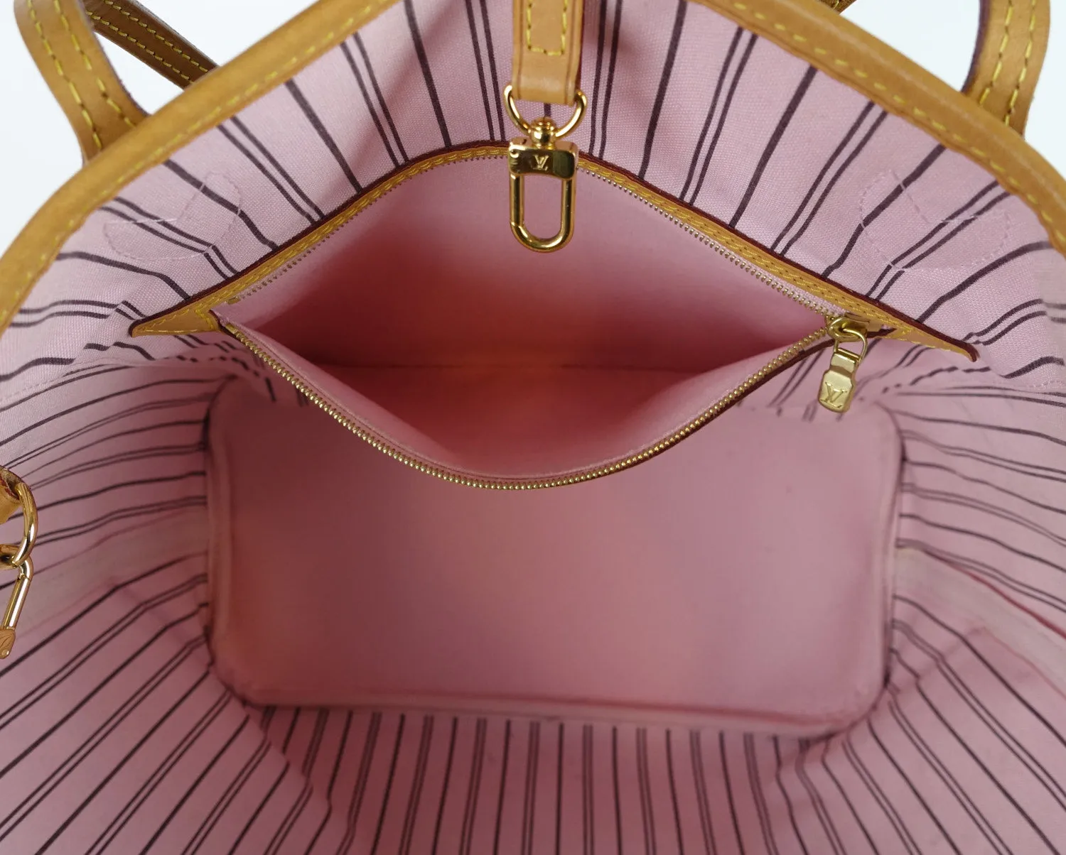 Neverfull MM Monogram Canvas Tote Bag with Pochette