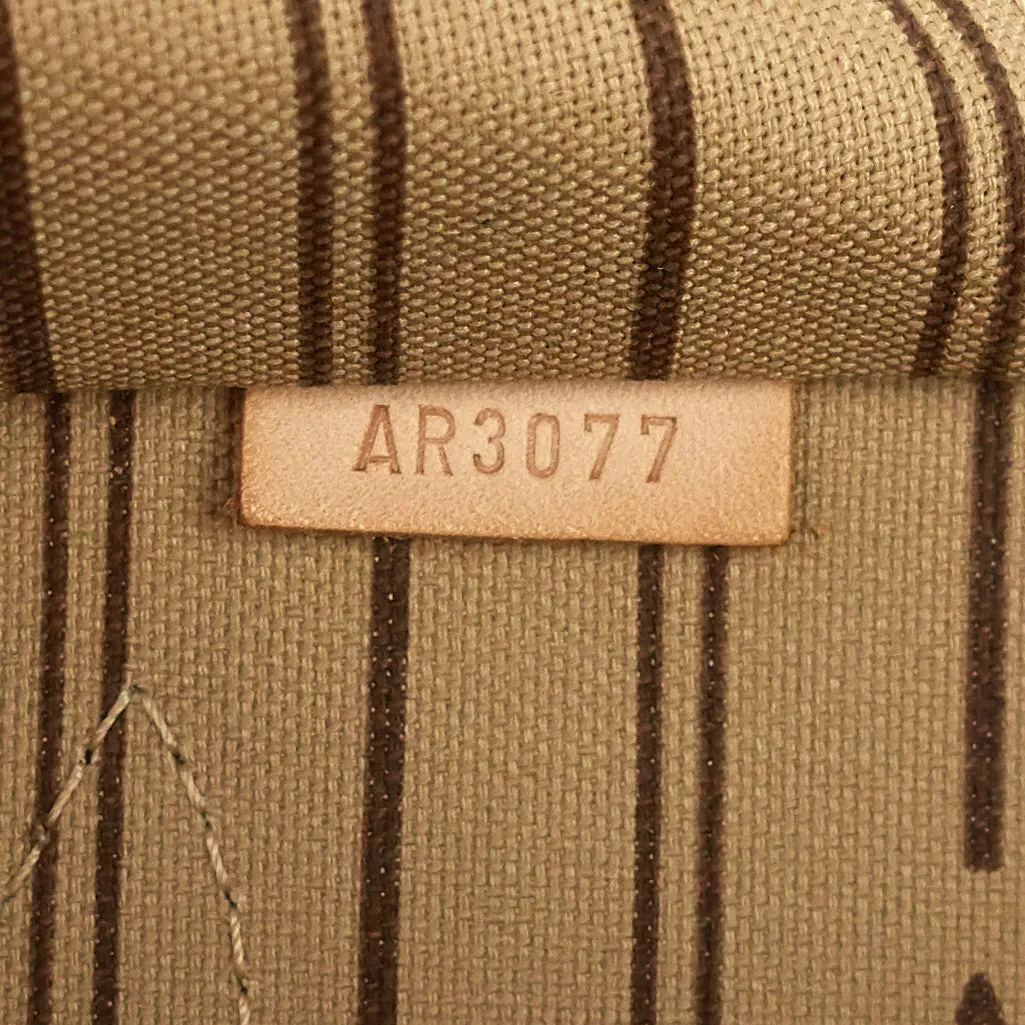 Neverfull MM Monogram Canvas Tote Bag