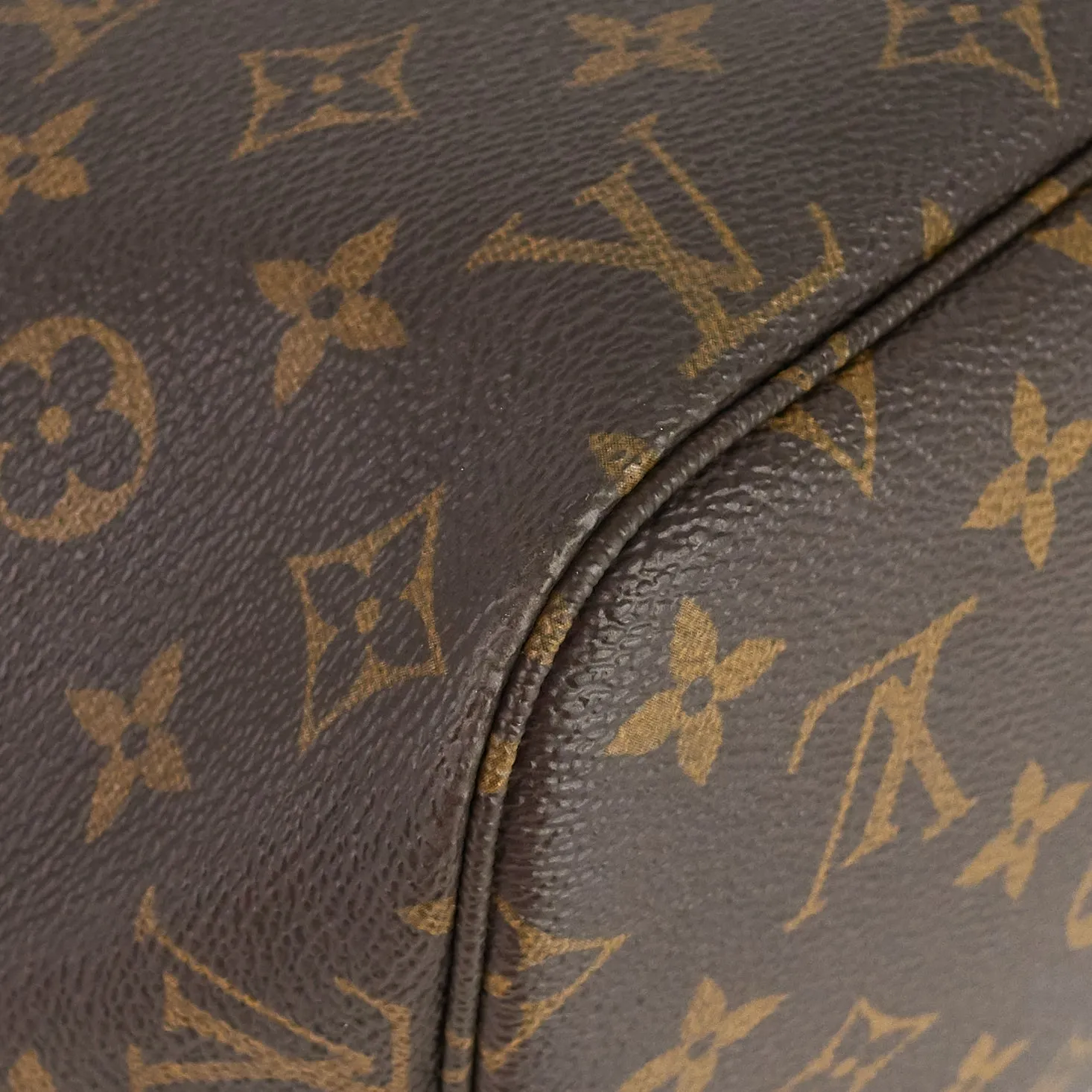 Neverfull MM Monogram Canvas Tote Bag
