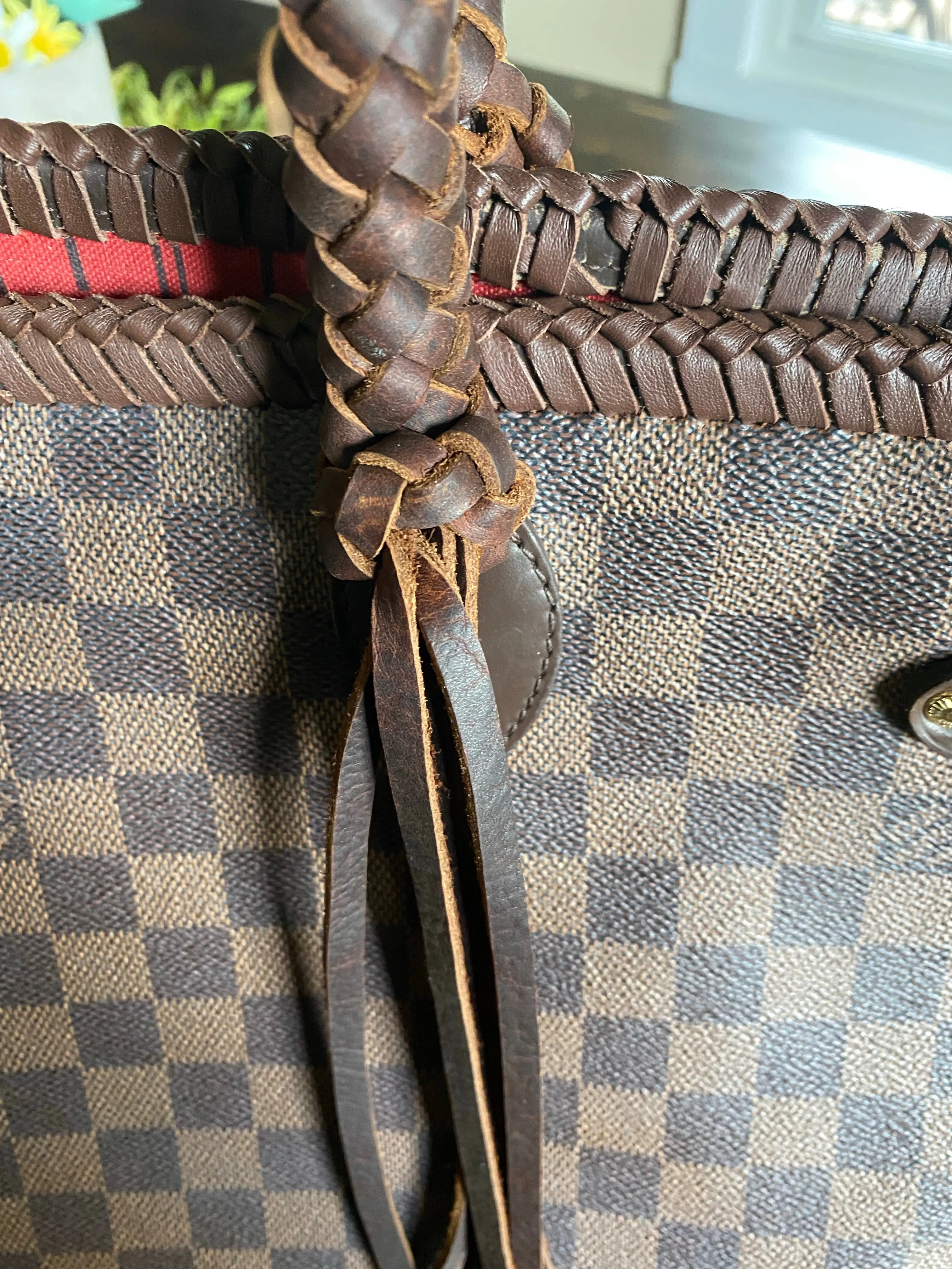 The Albatross in Damier Ebene