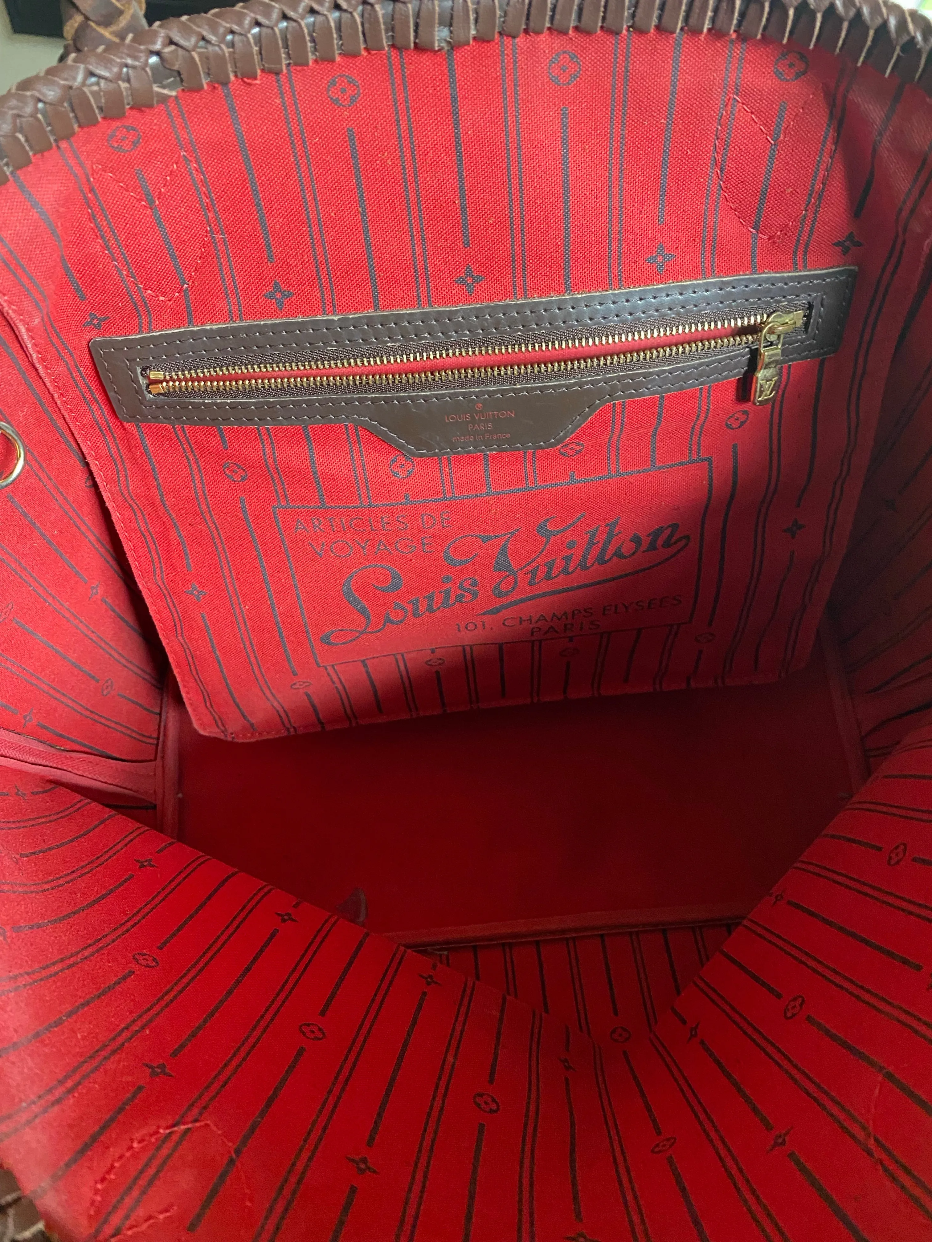 The Albatross in Damier Ebene