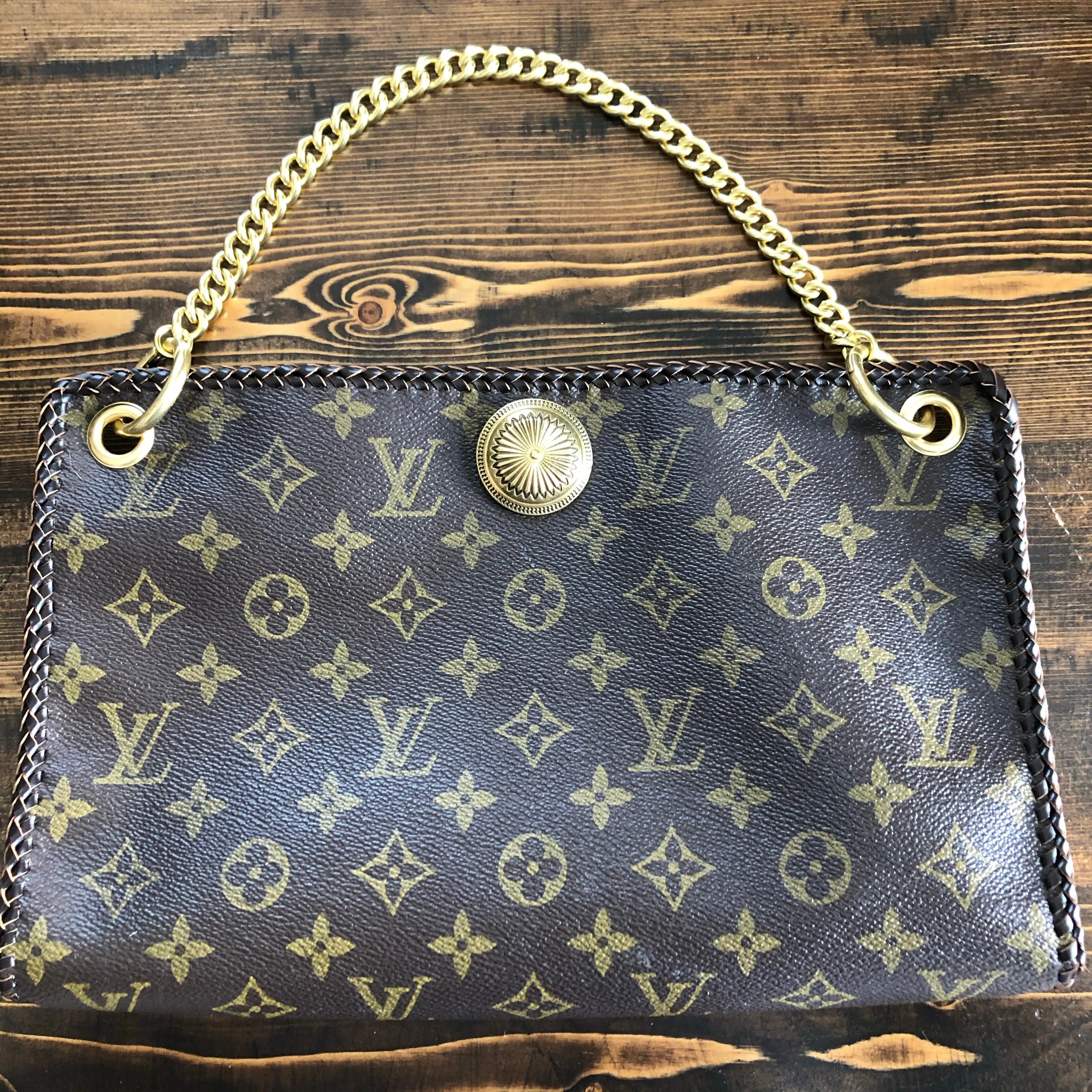 The Swan - Vintage Monogram Golden Crossbody