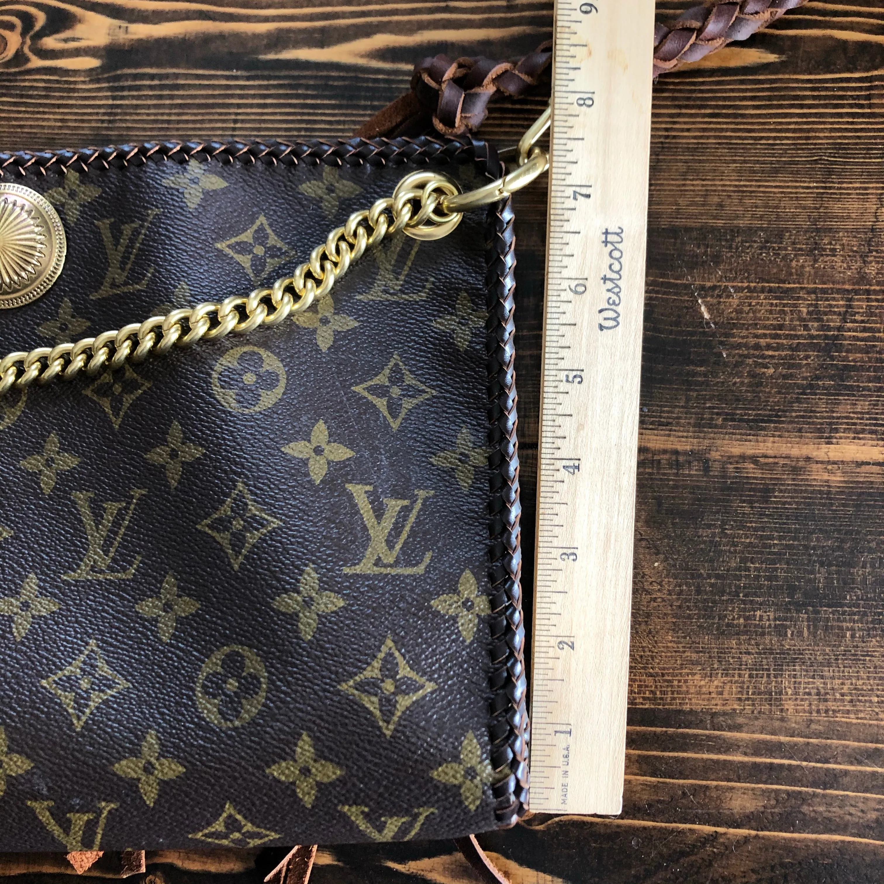The Swan - Vintage Monogram Golden Crossbody